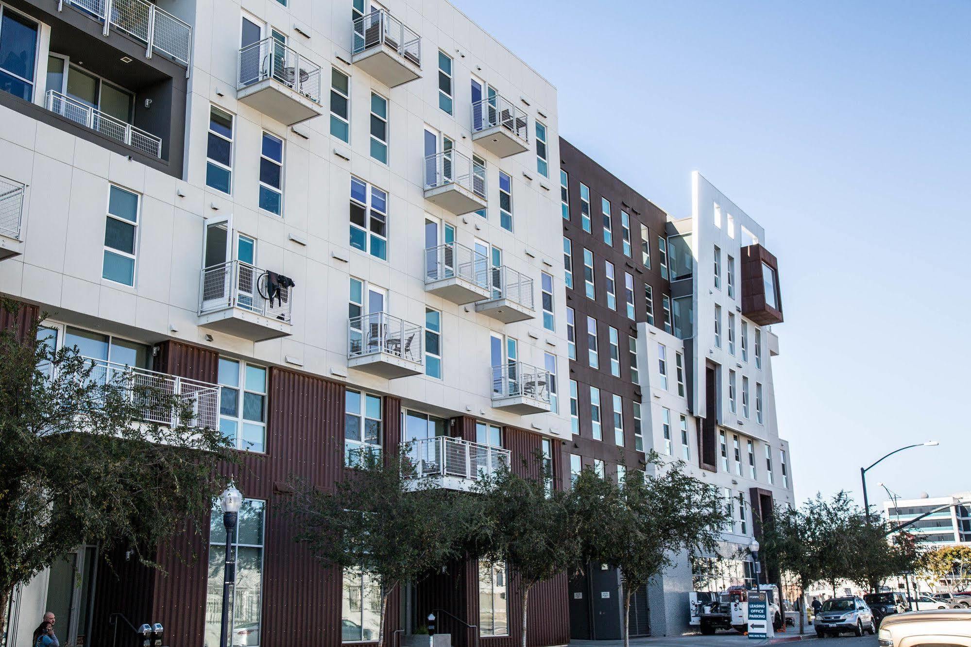 Stylish Apartments In San Diego East Village Сан Диего Екстериор снимка